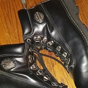 Size 9 HARLEY DAVIDSON steel toe